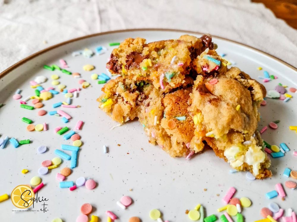 Freshly cooked NYC style cookies.